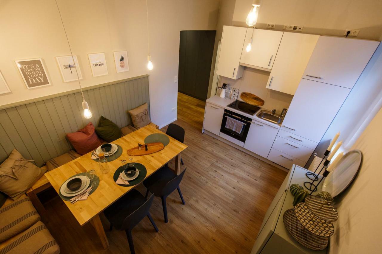 Blue Flat By Grazrentals Location & Free Parking Apartment *